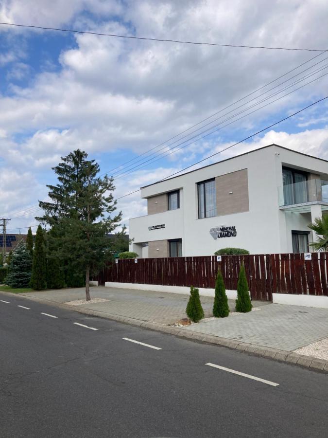 Mineral Apartman Diamond Mestecǎneşti Exterior foto